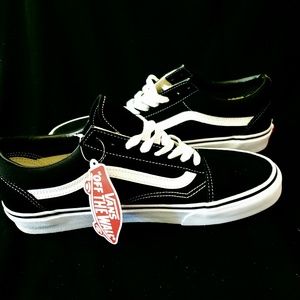 Vans old skool size 9